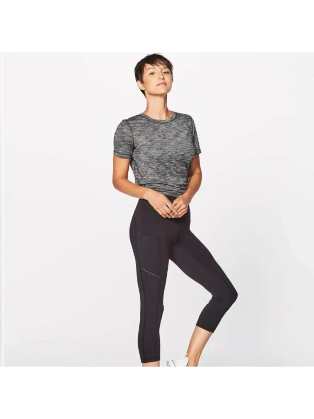 Lululemon Speed Up Crop (21